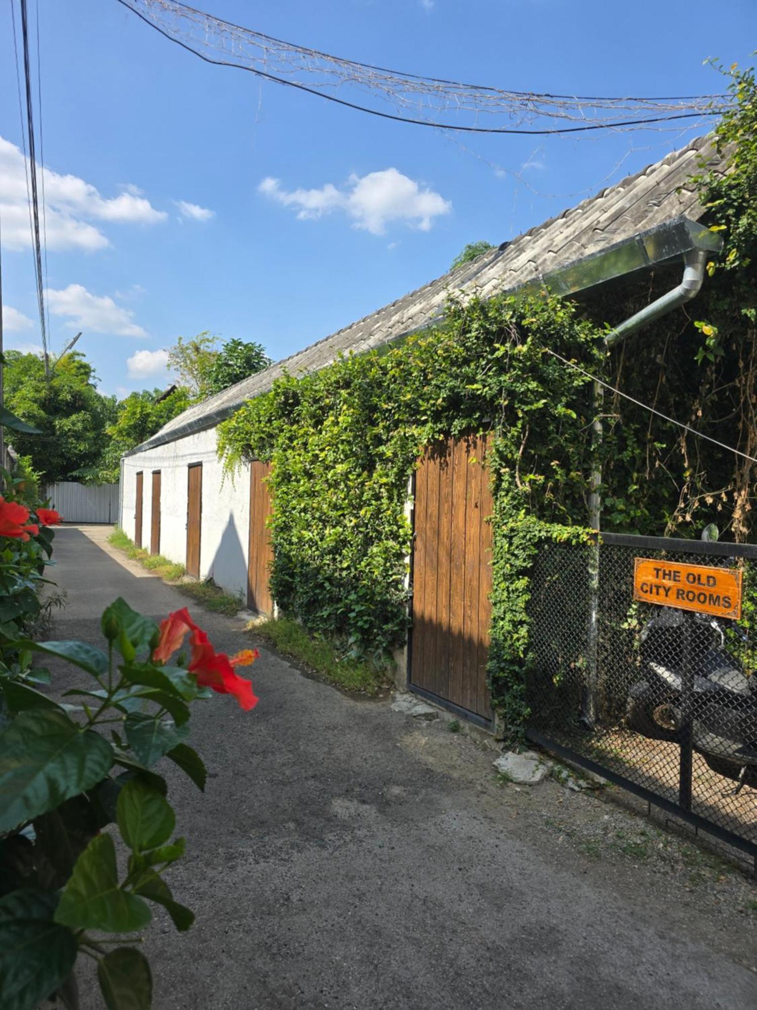 The Old City Rooms Τσιάνγκ Μάι Εξωτερικό φωτογραφία